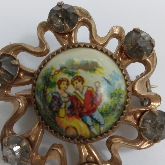 Victorian Revival Style Scatter Pin Vintage Georgian Figural Scene Love Story - Picture 3 of 5